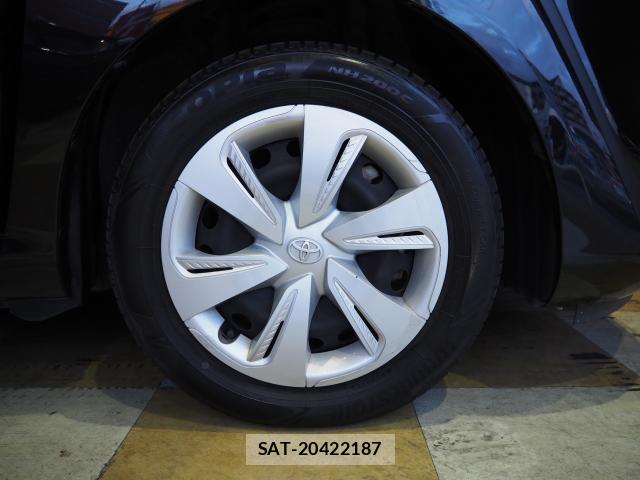 Toyota SIENTA 2022-03 8372564-8