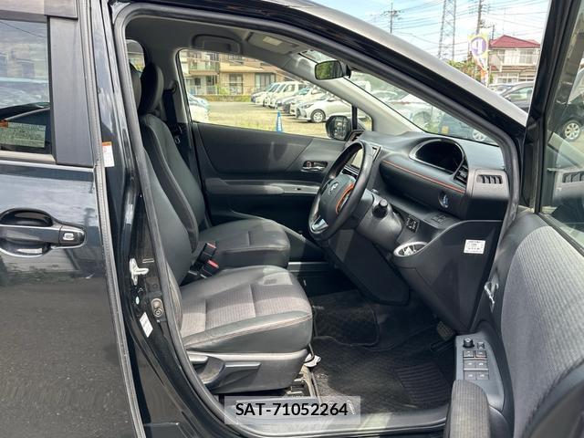 Toyota SIENTA 2018-05 8372581-10