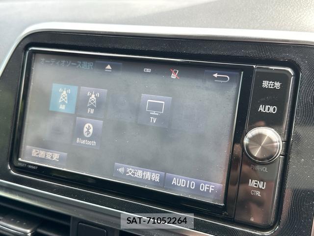 Toyota SIENTA 2018-05 8372581-3
