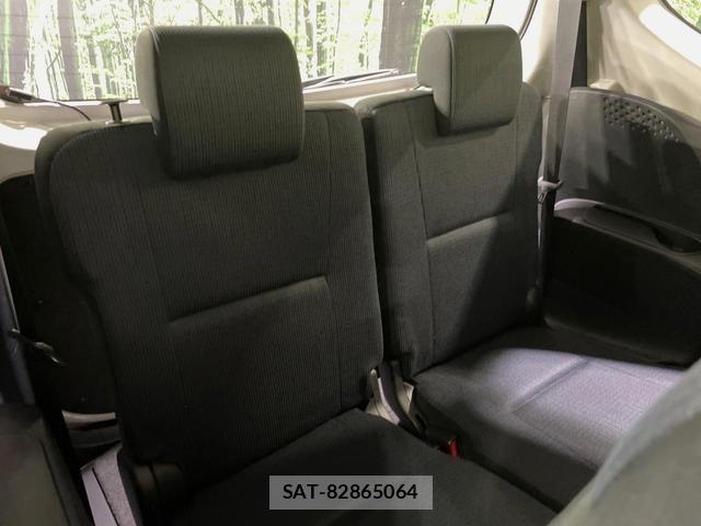 Toyota SIENTA 2016-10 8372611-9