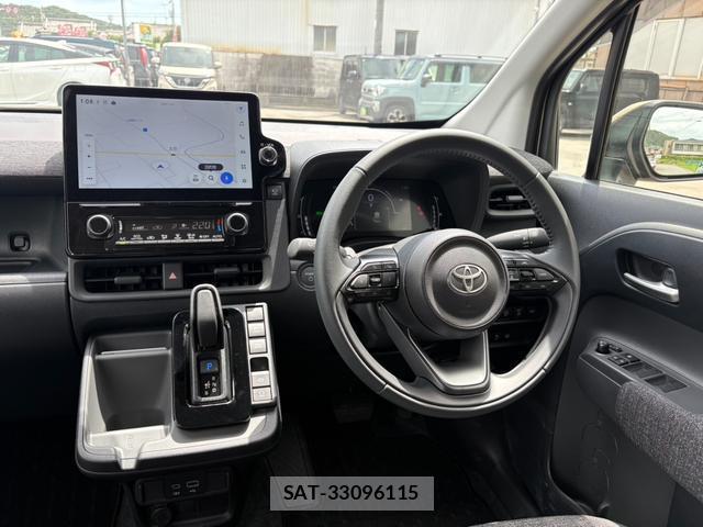 Toyota SIENTA 2025-12 8372667-17