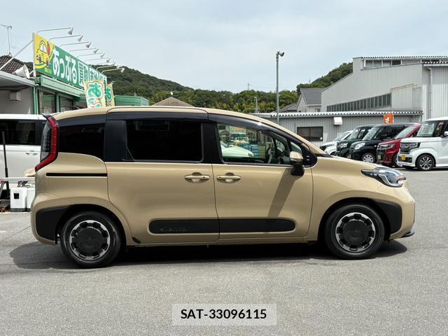 Toyota SIENTA 2025-12 8372667-4