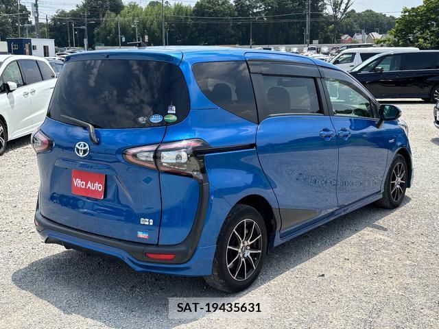 Toyota SIENTA 2015-09 8372763-12