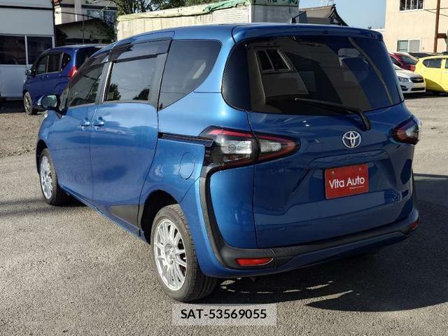 Toyota SIENTA 2015-07 8372805-4