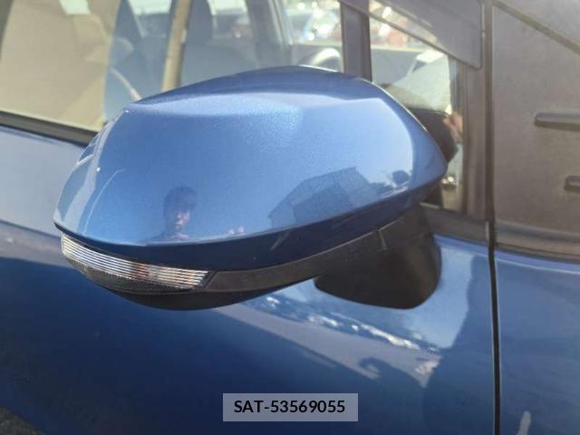 Toyota SIENTA 2015-07 8372805-5