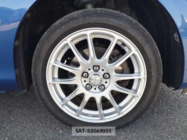 Toyota SIENTA 2015-07 8372805-6