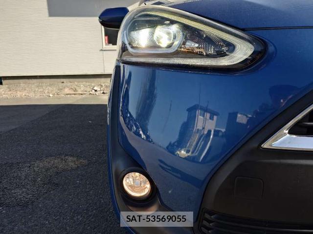 Toyota SIENTA 2015-07 8372805-7