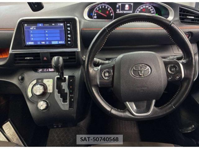 Toyota SIENTA 2019-08 8372869-2