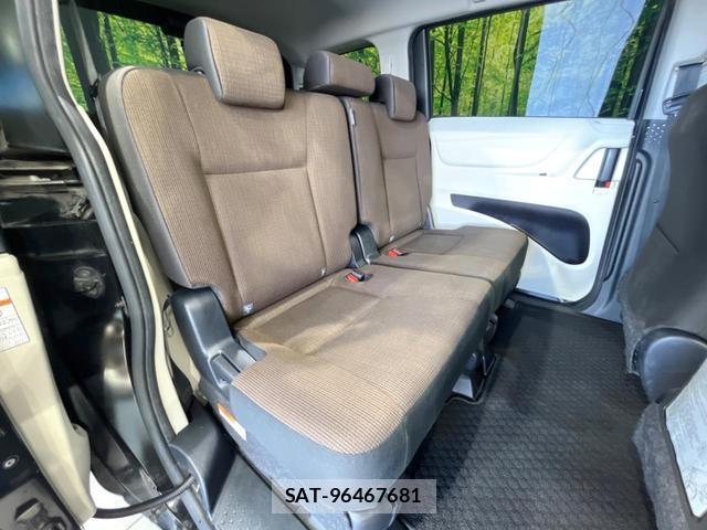 Toyota SIENTA 2017-08 8372958-8