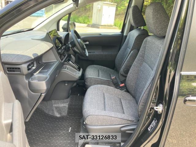 Toyota SIENTA 2026-01 8373038-6