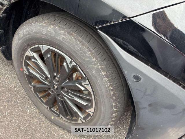 Toyota SIENTA 2022-09 8373095-3