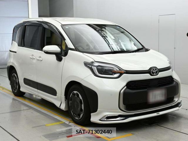 Toyota SIENTA 2023-01 8373098-10