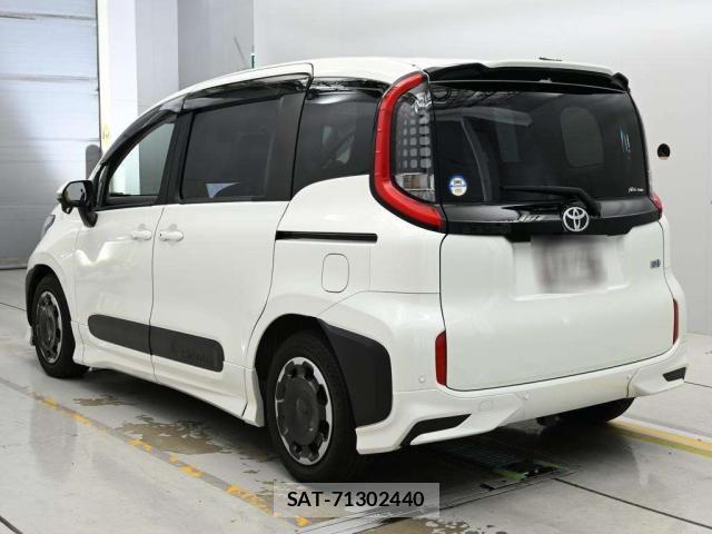 Toyota SIENTA 2023-01 8373098-4