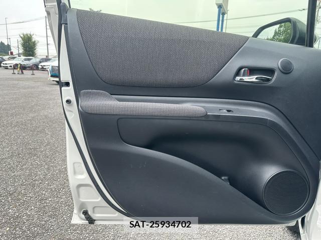 Toyota SIENTA 2020-01 8373273-6