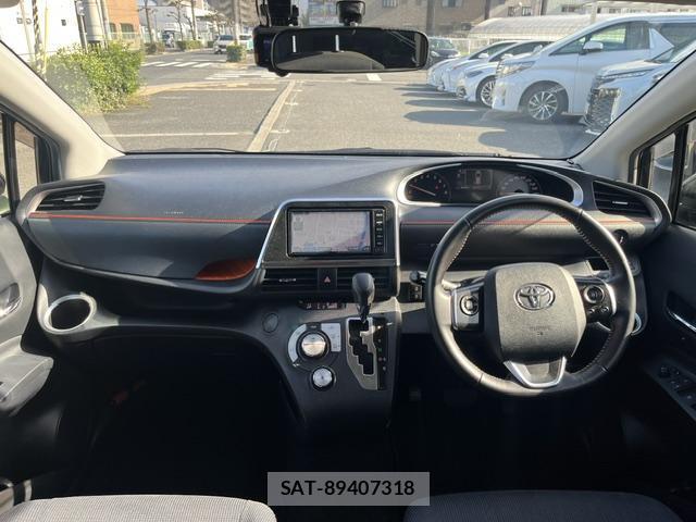 Toyota SIENTA 2016-12 8373381-2