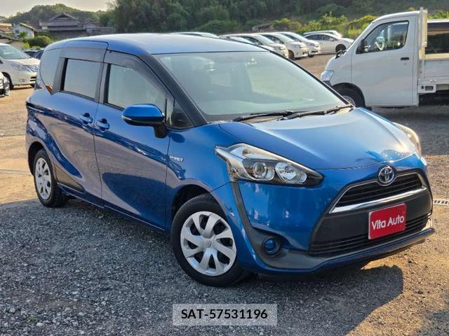 Toyota SIENTA 2015-12 8373482-17