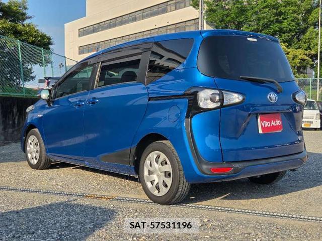Toyota SIENTA 2015-12 8373482-18
