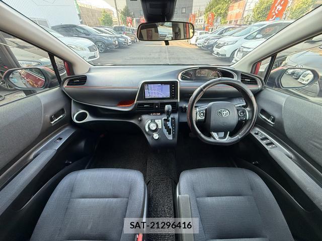 Toyota SIENTA 2015-11 8373695-5