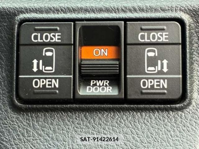 Toyota SIENTA 2020-04 8373716-18