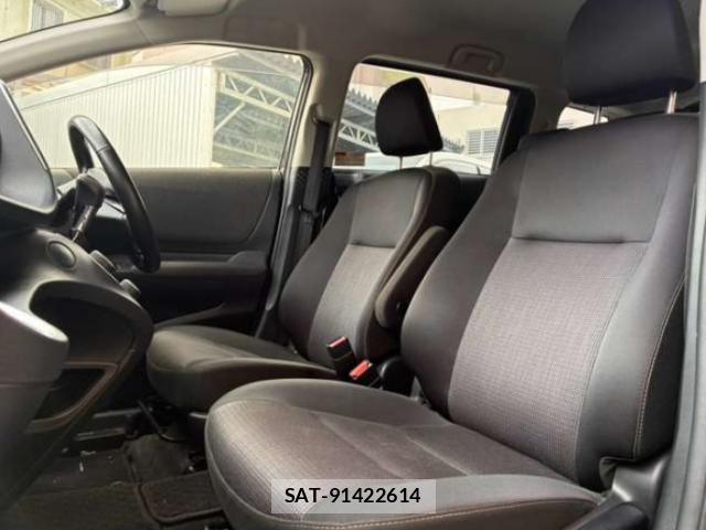 Toyota SIENTA 2020-04 8373716-6