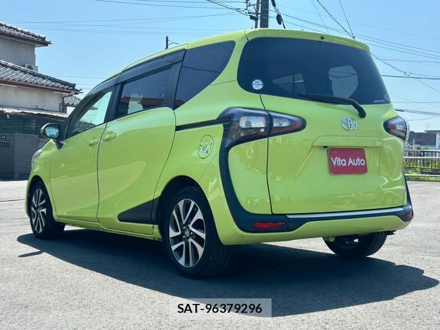 Toyota SIENTA 2015-07 8373778-10