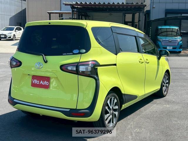 Toyota SIENTA 2015-07 8373778-13