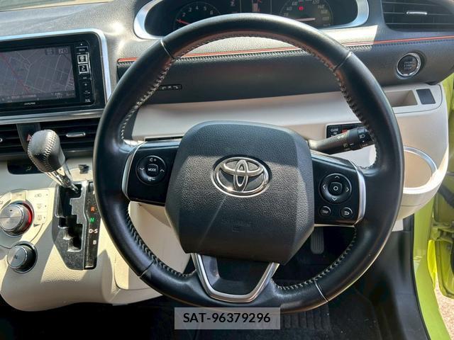 Toyota SIENTA 2015-07 8373778-18