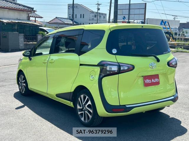 Toyota SIENTA 2015-07 8373778-4