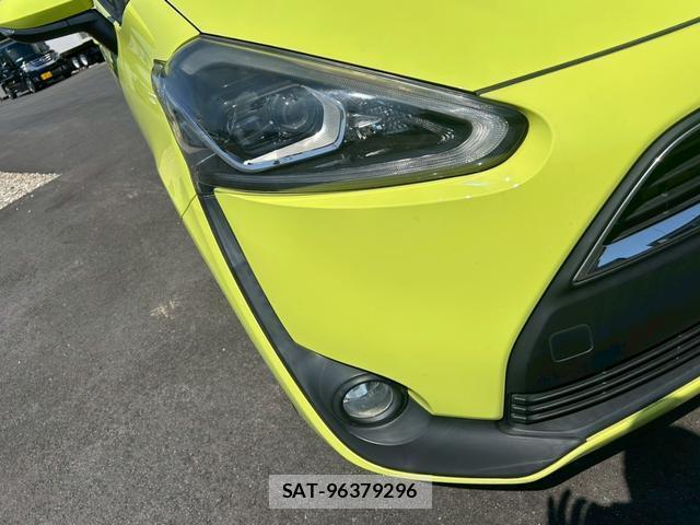 Toyota SIENTA 2015-07 8373778-5