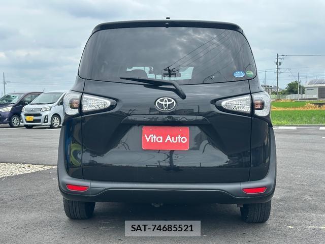 Toyota SIENTA 2015-12 8373794-10