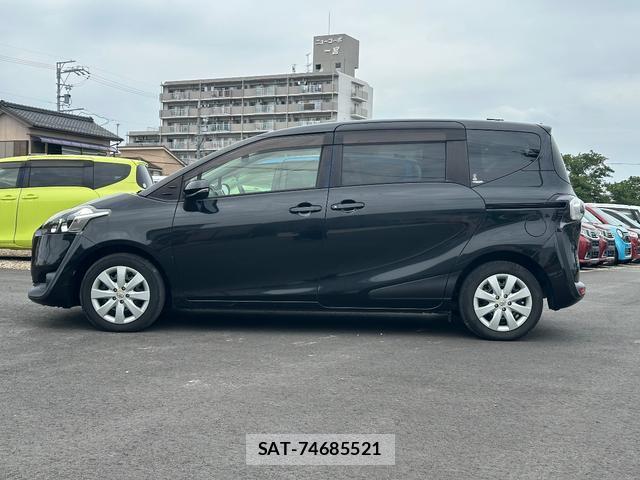 Toyota SIENTA 2015-12 8373794-2