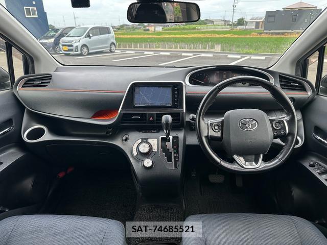 Toyota SIENTA 2015-12 8373794-7