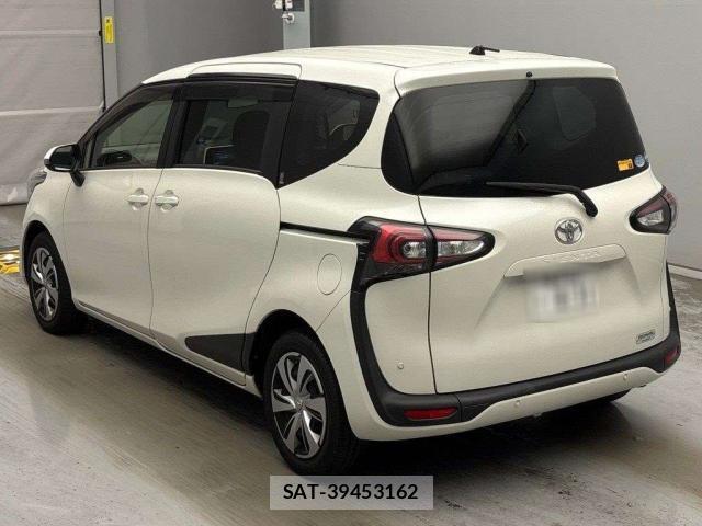 Toyota SIENTA 2018-10 8373845-1