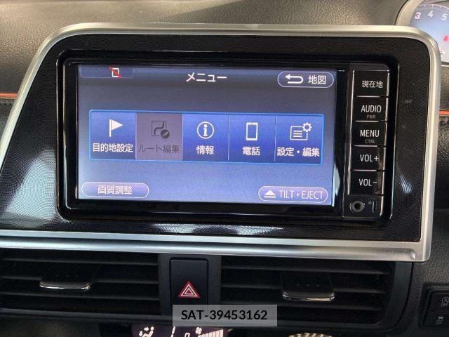 Toyota SIENTA 2018-10 8373845-8