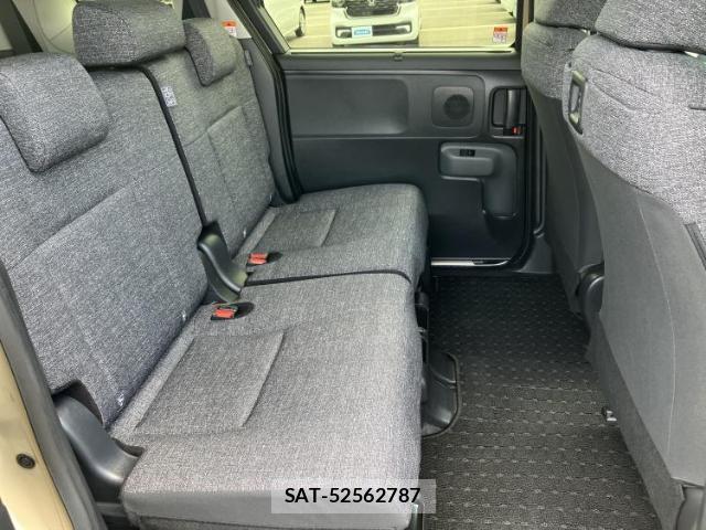 Toyota SIENTA 2024-11 8374097-4