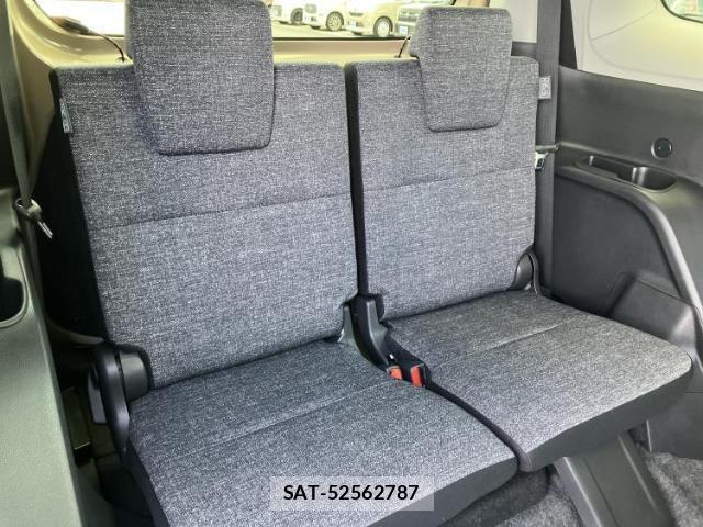 Toyota SIENTA 2024-11 8374097-5