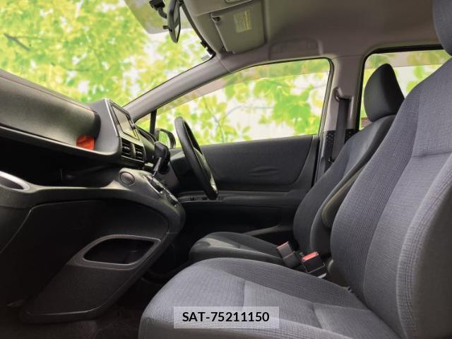 Toyota SIENTA 2017-06 8374179-6