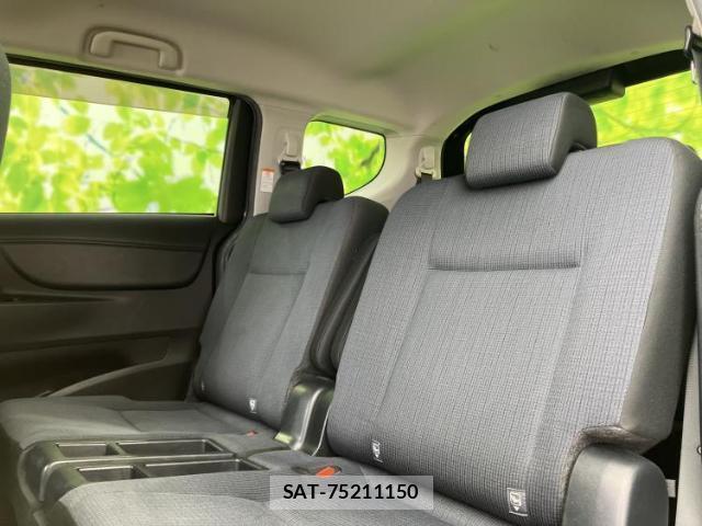 Toyota SIENTA 2017-06 8374179-7