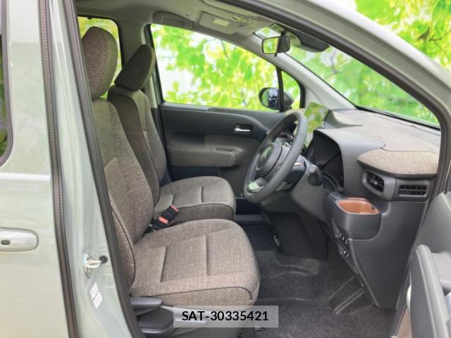 Toyota SIENTA 2026-04 8374185-3