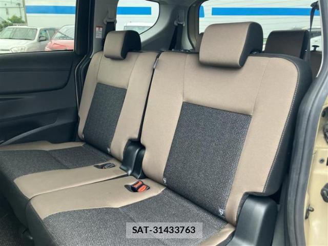 Toyota SIENTA 2020-10 8374189-6