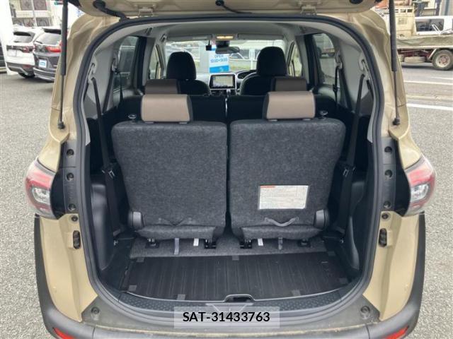 Toyota SIENTA 2020-10 8374189-7