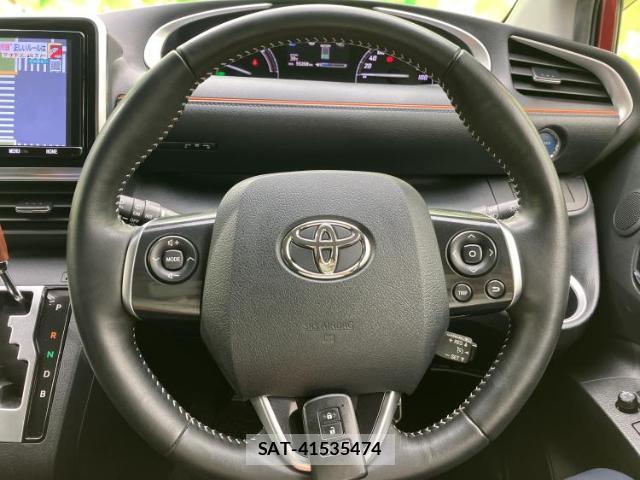 Toyota SIENTA 2019-11 8374204-14