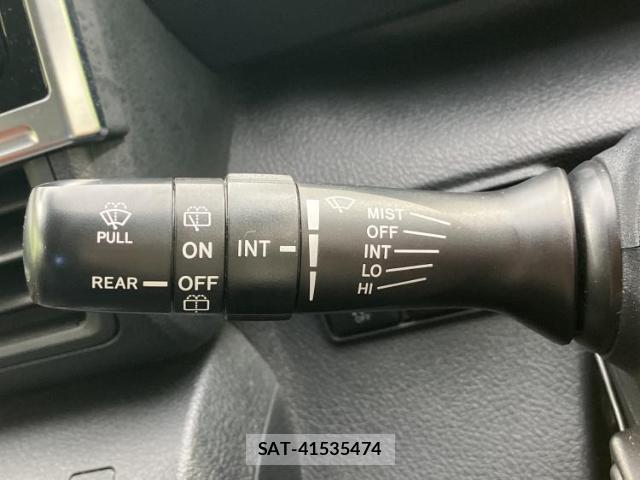Toyota SIENTA 2019-11 8374204-16