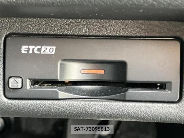 Nissan SKYLINE 2019-10 8374111-13