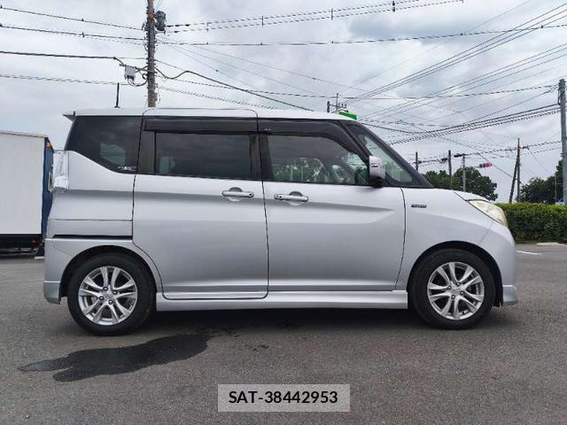 Suzuki SOLIO 2017-01 8372757-16