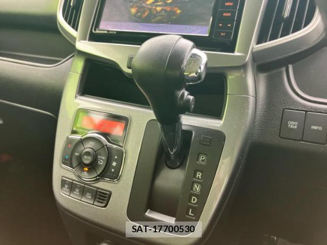 Suzuki SOLIO 2018-03 8374094-16
