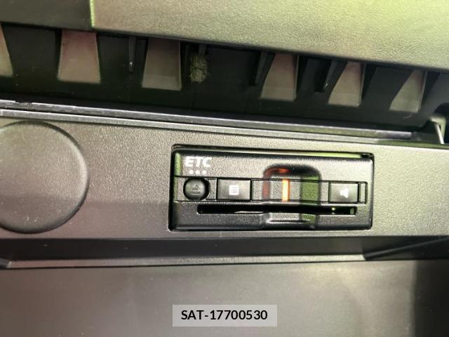 Suzuki SOLIO 2018-03 8374094-17