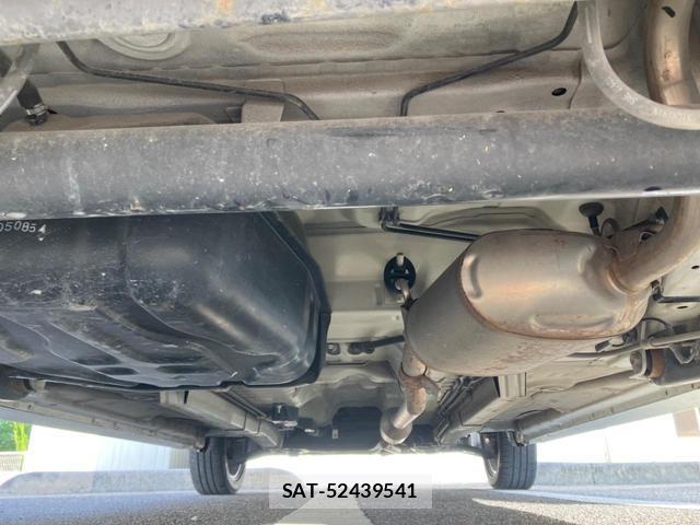 Suzuki SPACIA 2015-08 8372738-17