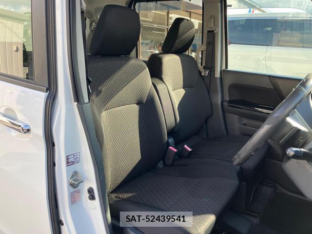 Suzuki SPACIA 2015-08 8372738-7