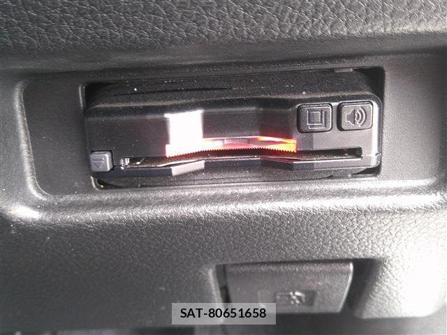 Suzuki SPACIA 2021-07 8372931-11